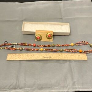 Lucite Necklace and earrings vintage